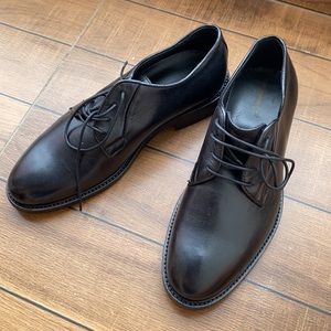Formal black shoes
